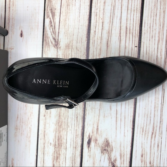 Anne Klein Stiletto Heals Size 9 - Picture 5 of 7